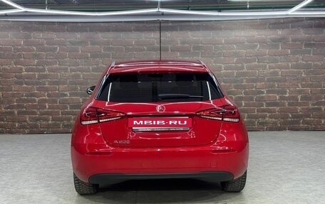 Mercedes-Benz A-Класс, 2019 год, 2 090 000 рублей, 5 фотография