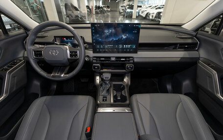 Toyota RAV4, 2026 год, 4 650 000 рублей, 8 фотография