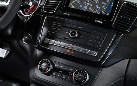 Mercedes-Benz GLS AMG, 2018 год, 4 500 000 рублей, 20 фотография