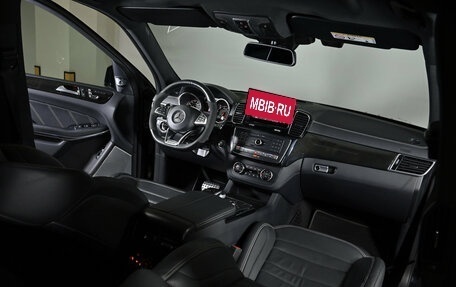 Mercedes-Benz GLS AMG, 2018 год, 4 500 000 рублей, 9 фотография