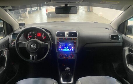 Volkswagen Polo VI (EU Market), 2013 год, 726 000 рублей, 17 фотография