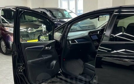 Honda Shuttle II, 2017 год, 1 347 000 рублей, 21 фотография