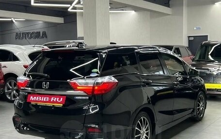 Honda Shuttle II, 2017 год, 1 347 000 рублей, 24 фотография