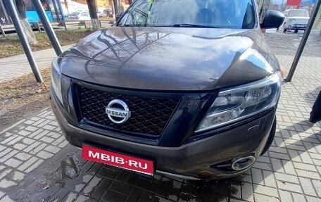 Nissan Pathfinder, 2015 год, 1 700 000 рублей, 1 фотография