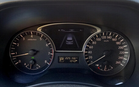 Nissan Pathfinder, 2015 год, 1 700 000 рублей, 14 фотография