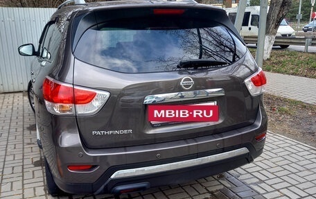 Nissan Pathfinder, 2015 год, 1 700 000 рублей, 2 фотография