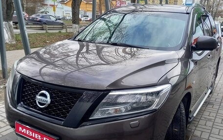 Nissan Pathfinder, 2015 год, 1 700 000 рублей, 3 фотография
