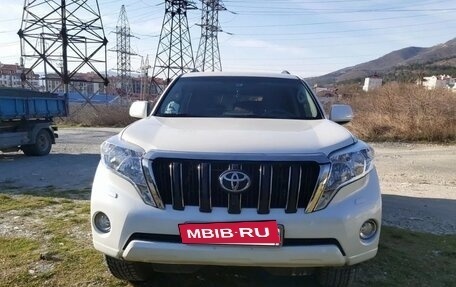 Toyota Land Cruiser Prado 150 рестайлинг 2, 2015 год, 3 700 000 рублей, 8 фотография