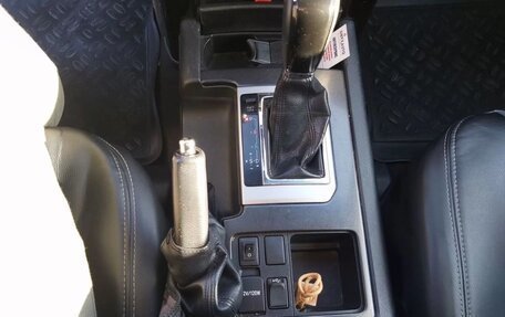 Toyota Land Cruiser Prado 150 рестайлинг 2, 2015 год, 3 700 000 рублей, 14 фотография