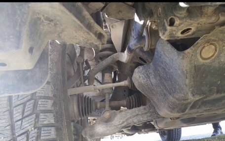 Toyota Land Cruiser Prado 150 рестайлинг 2, 2015 год, 3 700 000 рублей, 16 фотография