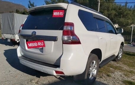 Toyota Land Cruiser Prado 150 рестайлинг 2, 2015 год, 3 700 000 рублей, 10 фотография