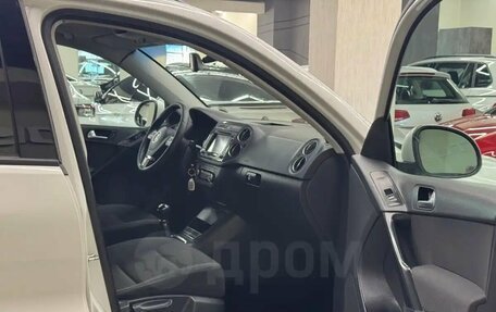Volkswagen Tiguan I, 2011 год, 817 000 рублей, 18 фотография