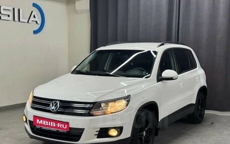 Volkswagen Tiguan I, 2011 год, 817 000 рублей, 3 фотография