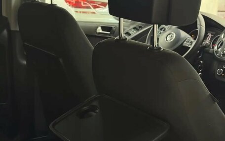 Volkswagen Tiguan I, 2011 год, 817 000 рублей, 28 фотография