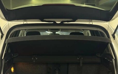 Volkswagen Tiguan I, 2011 год, 817 000 рублей, 34 фотография