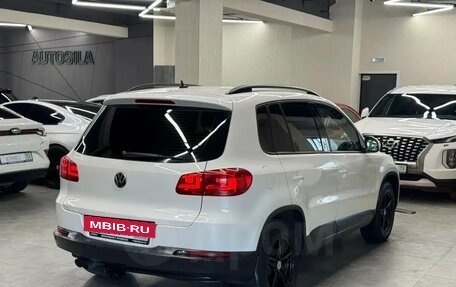 Volkswagen Tiguan I, 2011 год, 817 000 рублей, 37 фотография