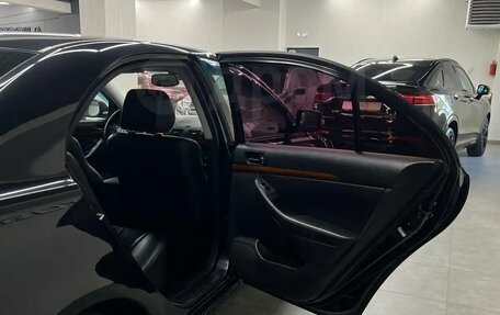 Toyota Avensis III рестайлинг, 2006 год, 877 000 рублей, 21 фотография