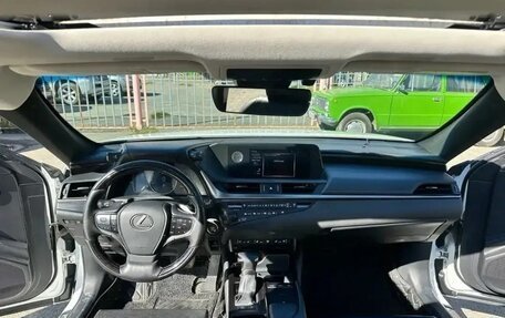 Lexus ES VII, 2018 год, 3 700 000 рублей, 19 фотография