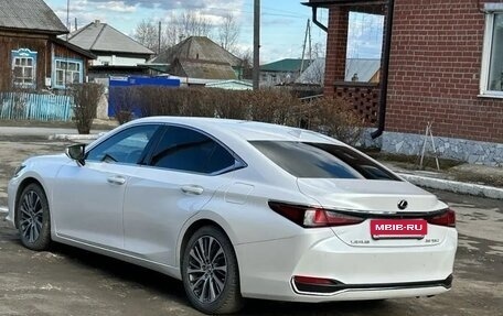 Lexus ES VII, 2018 год, 3 700 000 рублей, 13 фотография
