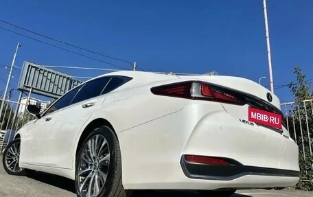 Lexus ES VII, 2018 год, 3 700 000 рублей, 8 фотография