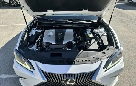 Lexus ES VII, 2018 год, 3 700 000 рублей, 14 фотография