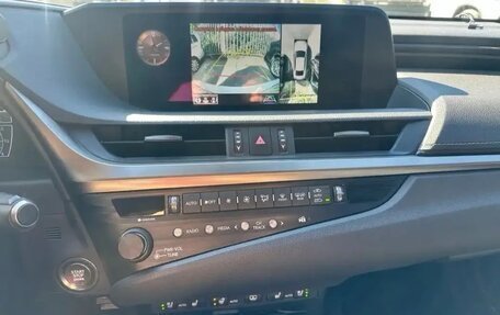 Lexus ES VII, 2018 год, 3 700 000 рублей, 30 фотография