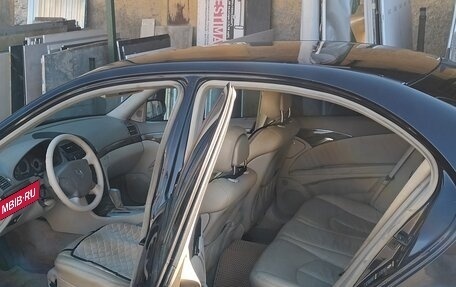 Mercedes-Benz E-Класс, 2004 год, 655 000 рублей, 7 фотография