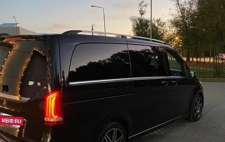 Mercedes-Benz V-Класс, 2018 год, 3 500 000 рублей, 4 фотография