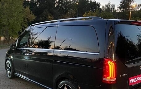 Mercedes-Benz V-Класс, 2018 год, 3 500 000 рублей, 5 фотография