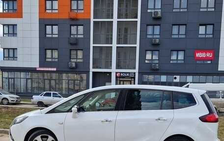 Opel Zafira C рестайлинг, 2014 год, 1 150 000 рублей, 4 фотография