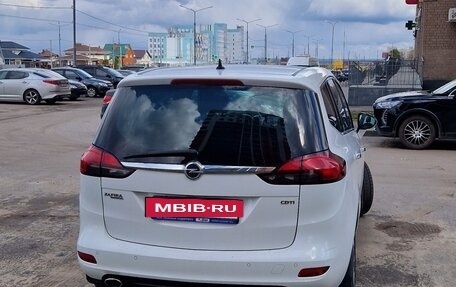 Opel Zafira C рестайлинг, 2014 год, 1 150 000 рублей, 10 фотография