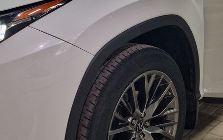 Lexus RX IV рестайлинг, 2016 год, 5 250 000 рублей, 20 фотография