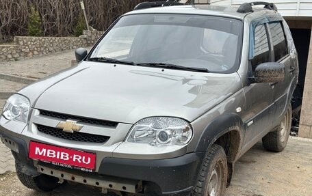 Chevrolet Niva I рестайлинг, 2012 год, 260 000 рублей, 1 фотография