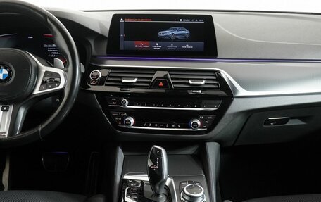 BMW 5 серия, 2020 год, 4 750 000 рублей, 16 фотография