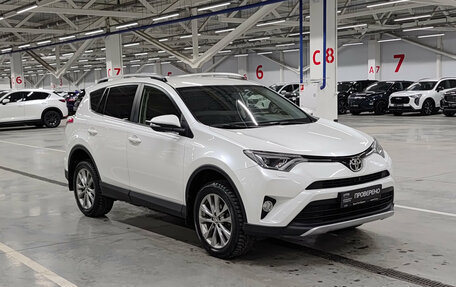 Toyota RAV4, 2015 год, 2 790 000 рублей, 3 фотография