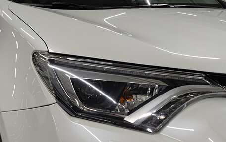 Toyota RAV4, 2015 год, 2 790 000 рублей, 21 фотография