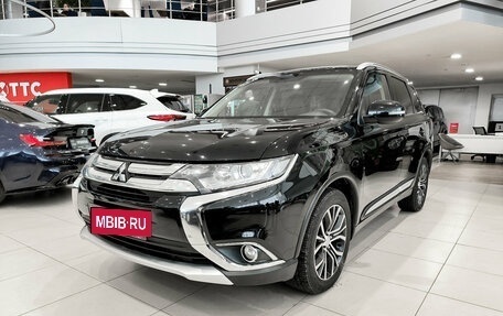 Mitsubishi Outlander III рестайлинг 3, 2017 год, 2 250 000 рублей, 2 фотография