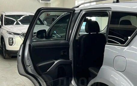 Mitsubishi Outlander III рестайлинг 3, 2011 год, 1 647 000 рублей, 14 фотография