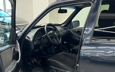 Chevrolet Niva I рестайлинг, 2016 год, 870 000 рублей, 9 фотография