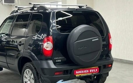 Chevrolet Niva I рестайлинг, 2016 год, 870 000 рублей, 24 фотография