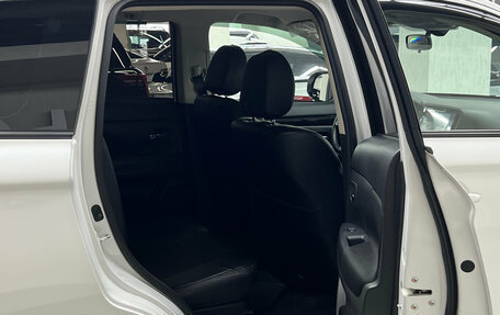 Mitsubishi Outlander III рестайлинг 3, 2022 год, 2 497 000 рублей, 19 фотография