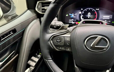 Lexus LX, 2025 год, 28 280 008 рублей, 13 фотография