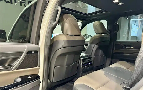 Lexus LX, 2025 год, 28 280 008 рублей, 19 фотография