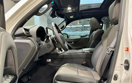 Lexus LX, 2025 год, 28 280 008 рублей, 15 фотография