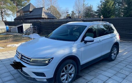 Volkswagen Tiguan II, 2017 год, 1 900 000 рублей, 12 фотография