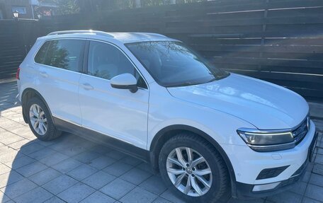 Volkswagen Tiguan II, 2017 год, 1 900 000 рублей, 13 фотография