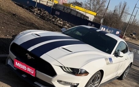Ford Mustang VI рестайлинг, 2018 год, 4 000 000 рублей, 3 фотография