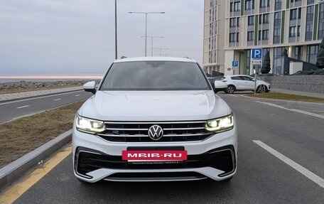 Volkswagen Tiguan II, 2021 год, 3 500 000 рублей, 5 фотография