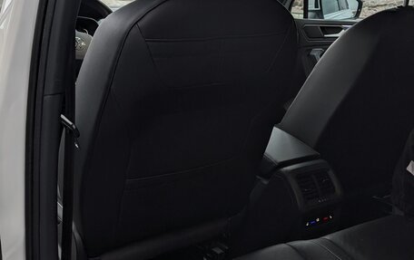 Volkswagen Tiguan II, 2021 год, 3 500 000 рублей, 16 фотография