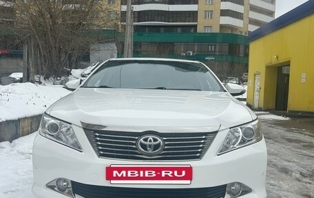 Toyota Camry, 2013 год, 1 490 000 рублей, 5 фотография